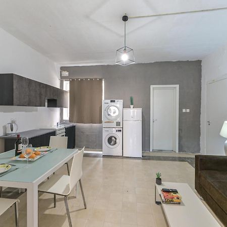 New 1 Bedroom Apartment In Valletta City Centre With Terrace And Views Valeta Exterior foto