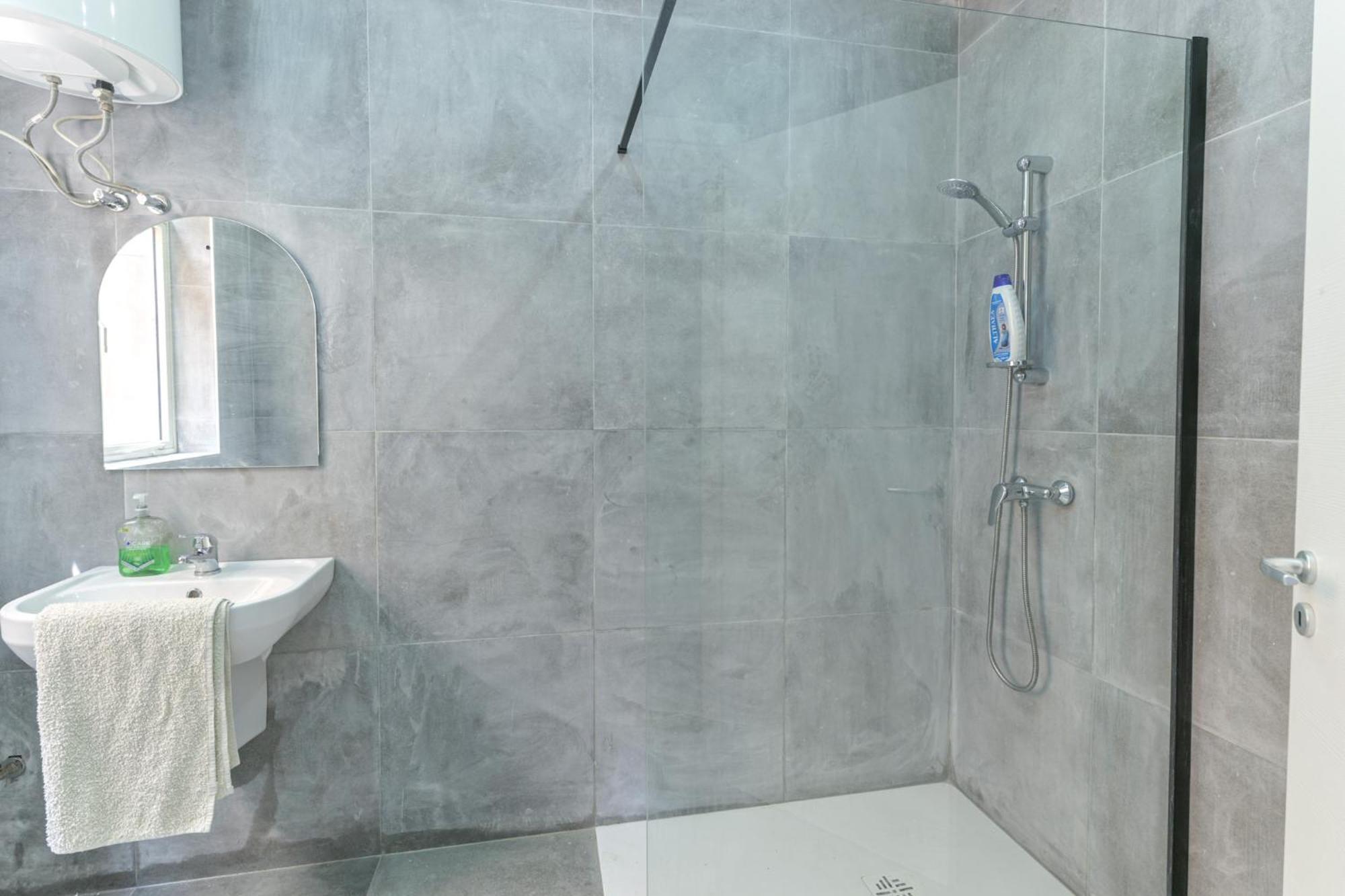 New 1 Bedroom Apartment In Valletta City Centre With Terrace And Views Valeta Exterior foto